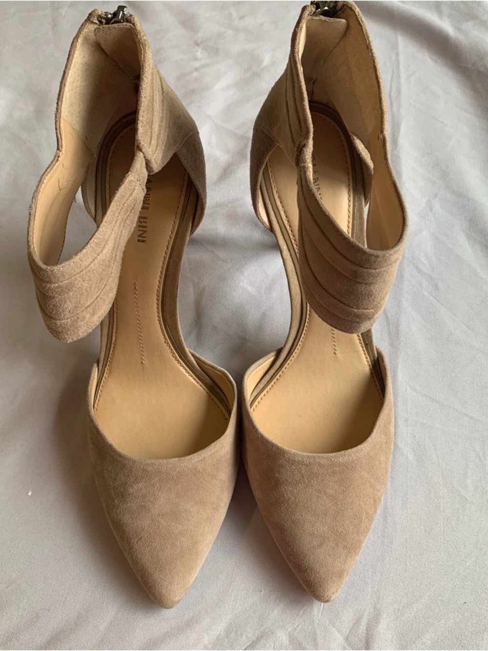 Giani Bini‎ Pointed-Toe Ankle-Strap Heels in Tan Suede Size 10